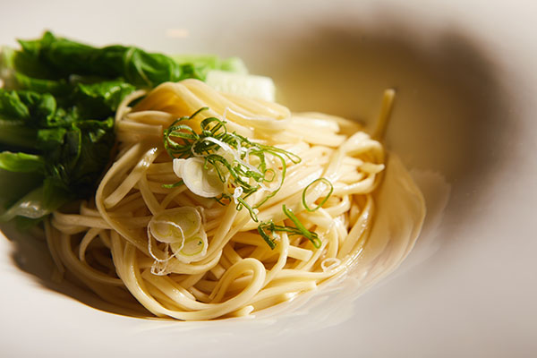 白芝麻油香蔥拌麵食譜-白芝麻油料理